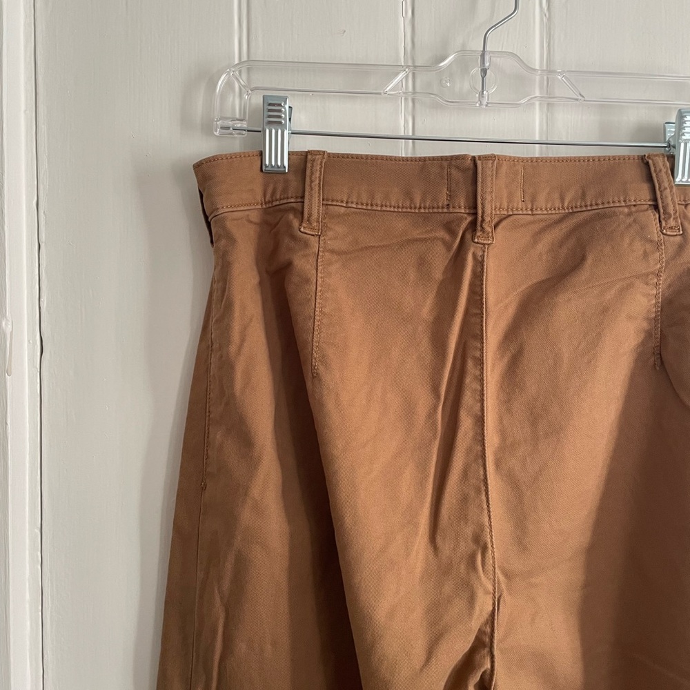 Abercrombie & Fitch Ultra High Rise Crop Wide Leg Chinos - Picture 5 of 5
